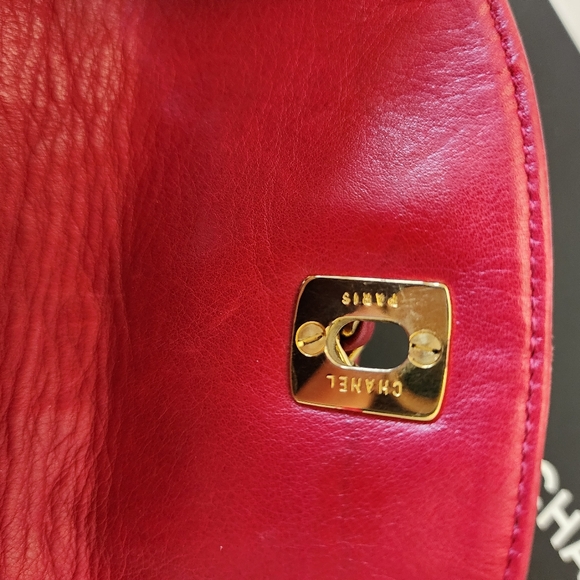 Chanel CC Turn Lock Matellase Belt Bag Lipstick Red + Entrupy COA - Picture 11 of 16